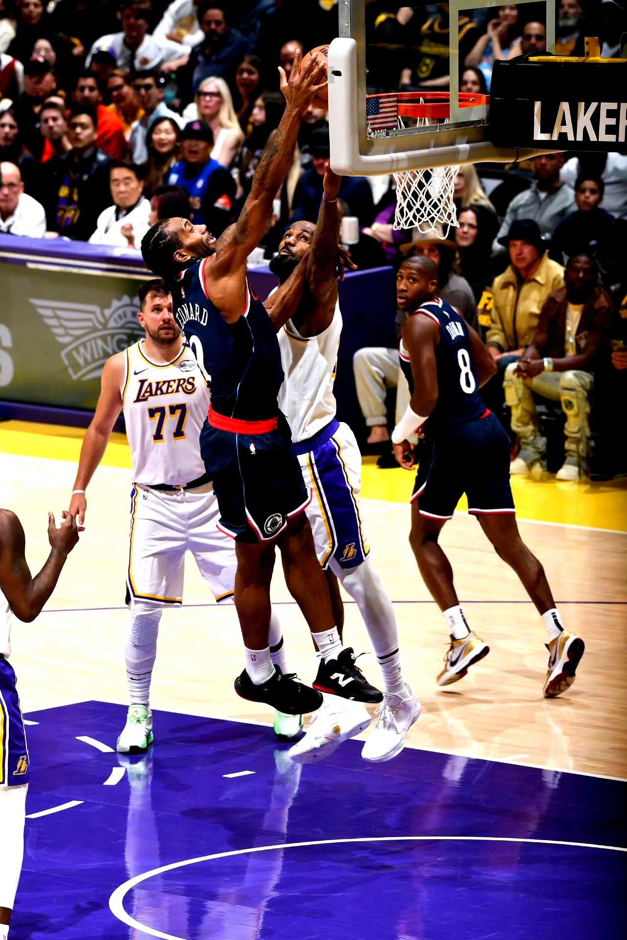 关于风云突变！洛杉矶快船赛后伤情更新；NBA常规赛版图或变；信心回归；训练强度明显提升的信息